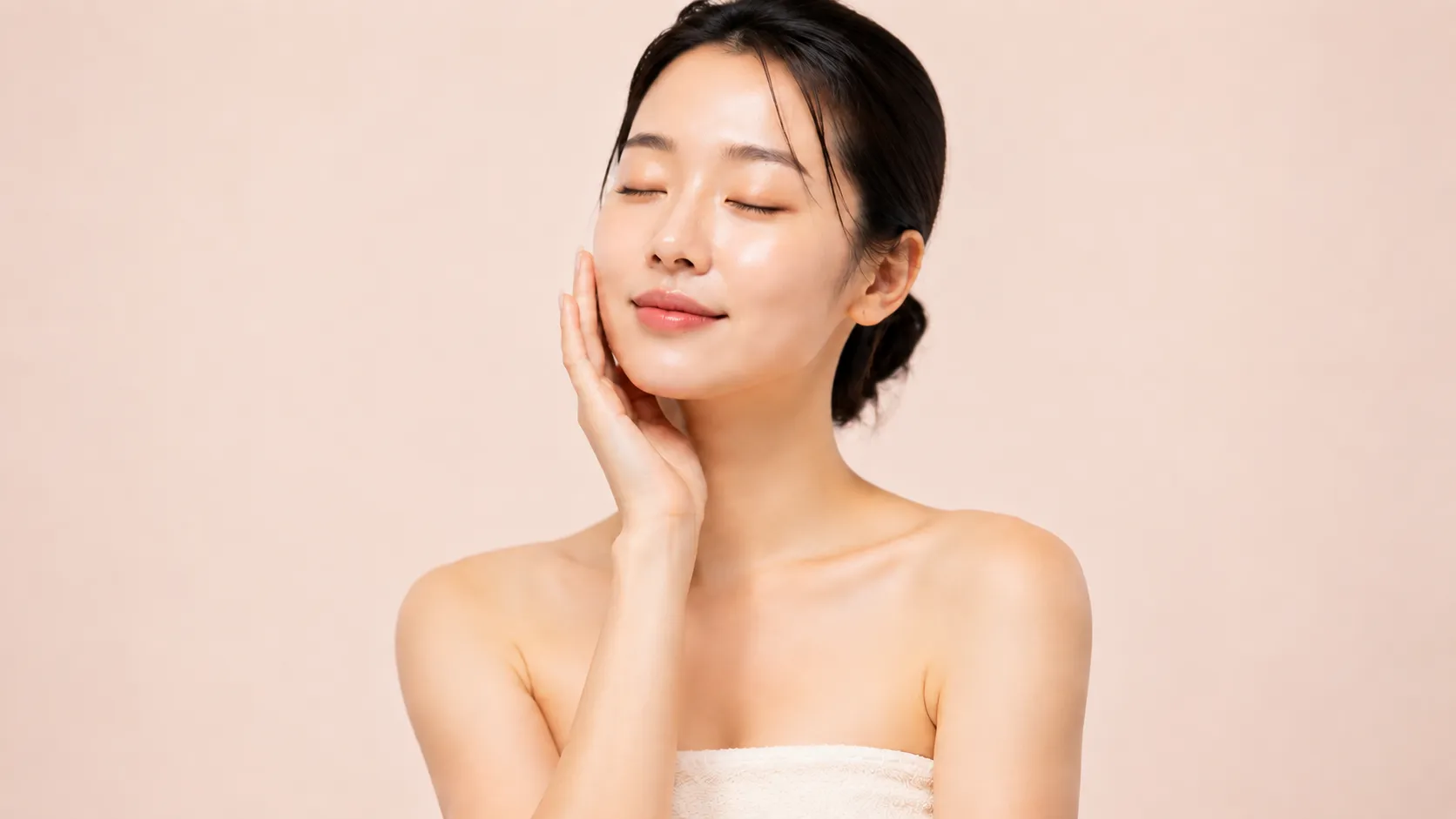 Client enjoying a calm Korean skincare moment